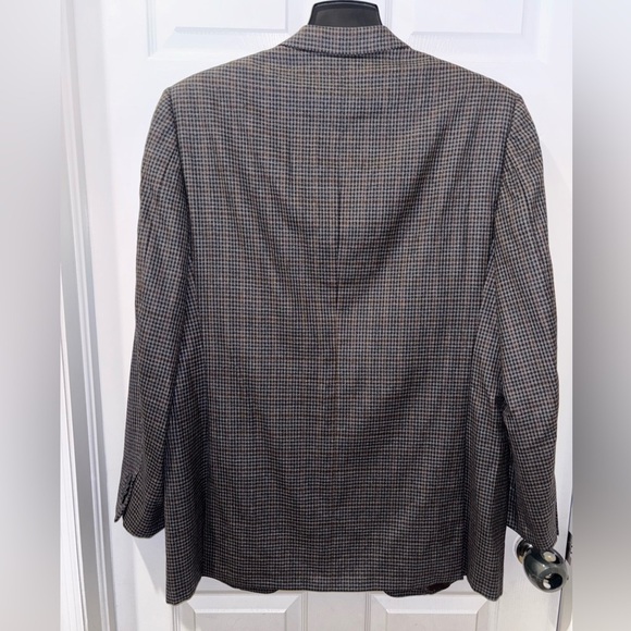 Ermenegildo Zegna 100% Wool Plaid Print Blazer for MEN​​ - Picture 2 of 15